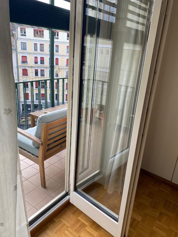 Geneve, Plein Centre,Belle Vue Lac, Splendide Et Grand Appartement Exterior foto